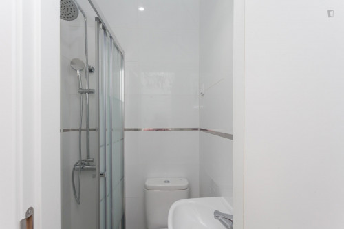 Bright and cosy single bedroom with a balcony, in Costa da Caparica - Gallery - 41