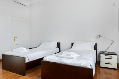 1-Bedroom apartment near Porta San Felice - Gallery - 22
