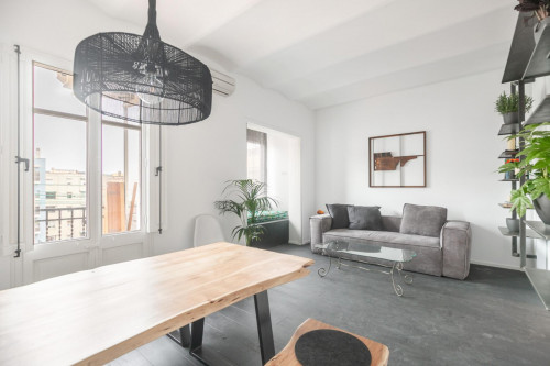 Cool 1-bedroom apartment near Entença metro station  - Gallery -  3