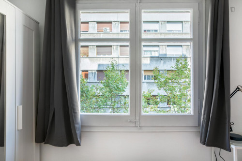 Enjoyable double bedroom in El Camp de l'Arpa del Clot - Gallery - 14