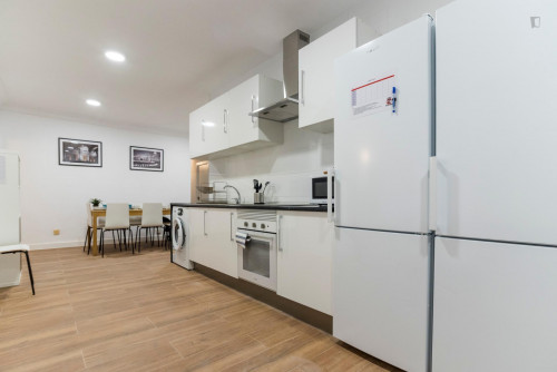 Great double bedroom not far from Universidad Pontificia Comillas - Gallery - 17