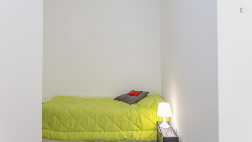 Tasteful single bedroom in a student Residence close to Polo Universitário Porto - Gallery - 34