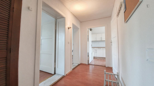 Nice single bedroom in a 4-bedroom apartment in Wilhelmstadt - Gallery - 13