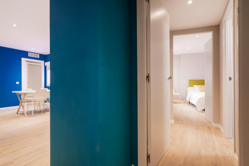 Single bedroom, with private bathroom, in 5-bedroom apartment - Gallery - 12