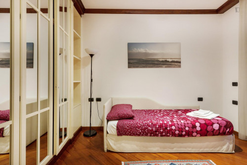 Great 2 bedroom apartment a stone's throw from Duomo - Gallery - 20