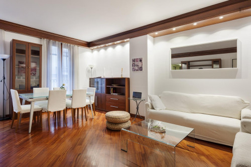Great 2 bedroom apartment a stone's throw from Duomo - Gallery - 14