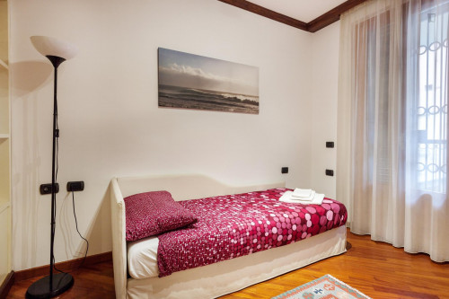 Great 2 bedroom apartment a stone's throw from Duomo - Gallery - 19