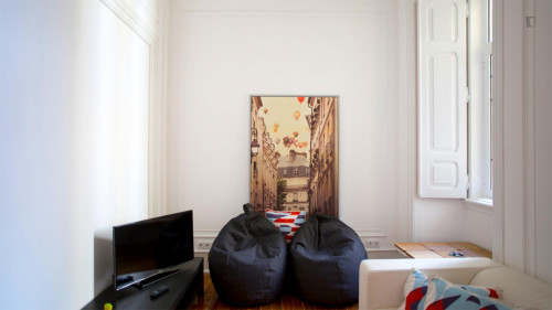 Appealing double bedroom in hip Saldanha