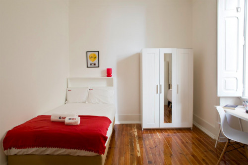 Appealing double bedroom in hip Saldanha