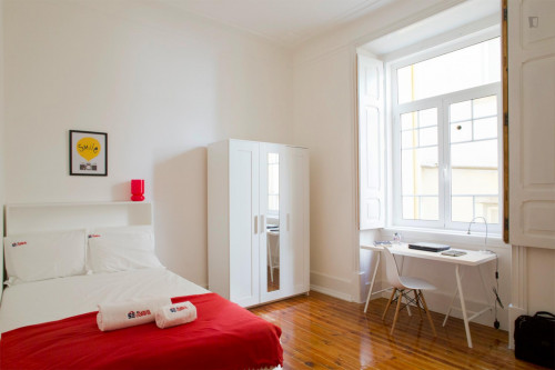 Appealing double bedroom in hip Saldanha