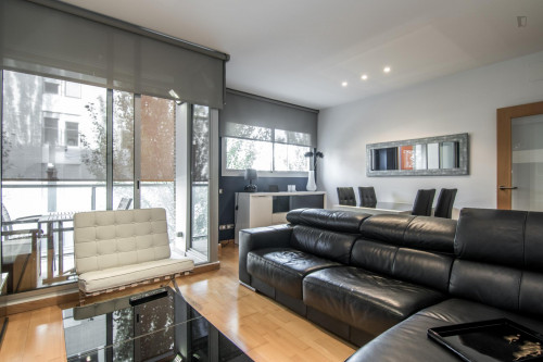 Modern double bedroom near UPC - Campus Diagonal Besòs - Gallery - 19