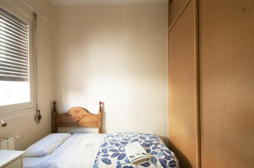 Single bedroom in nice apartment in residential Trafalgar  - Gallery -  1
