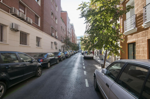 Practical 1-bedroom apartment in elegant Goya - Gallery - 15