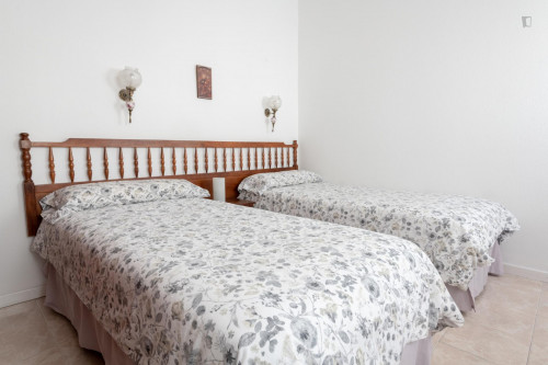 Practical 1-bedroom apartment in elegant Goya - Gallery - 9