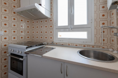 Practical 1-bedroom apartment in elegant Goya - Gallery - 6
