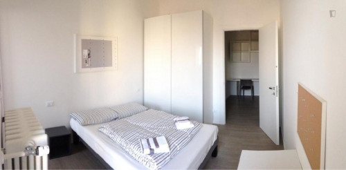 Bright Apartment Near The Dora Riparia River - 2