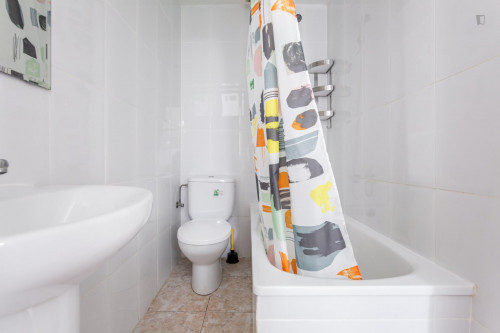 Beautiful single bedroom near Escuela Superior de Diseño e Ingeniería