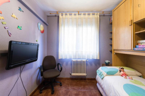 4-Bedroom apartment near Casco Histórico de Barajas - Gallery - 7