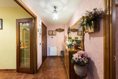 4-Bedroom apartment near Casco Histórico de Barajas - Gallery - 18