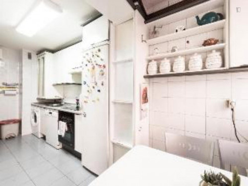 4-Bedroom apartment near Casco Histórico de Barajas - Gallery - 54
