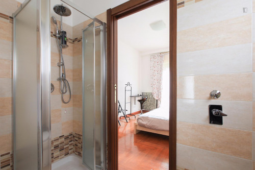 Lovely single bedroom in Portello - Gallery - 15