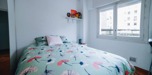 Nice double bedroom close to Goya