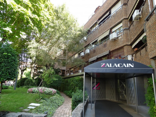 2-Bedroom apartment near Instituto de Empresa.Calle Alvarez de Baena 4 - Gallery - 17