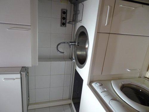 2-Bedroom apartment near Instituto de Empresa.Calle Alvarez de Baena 4