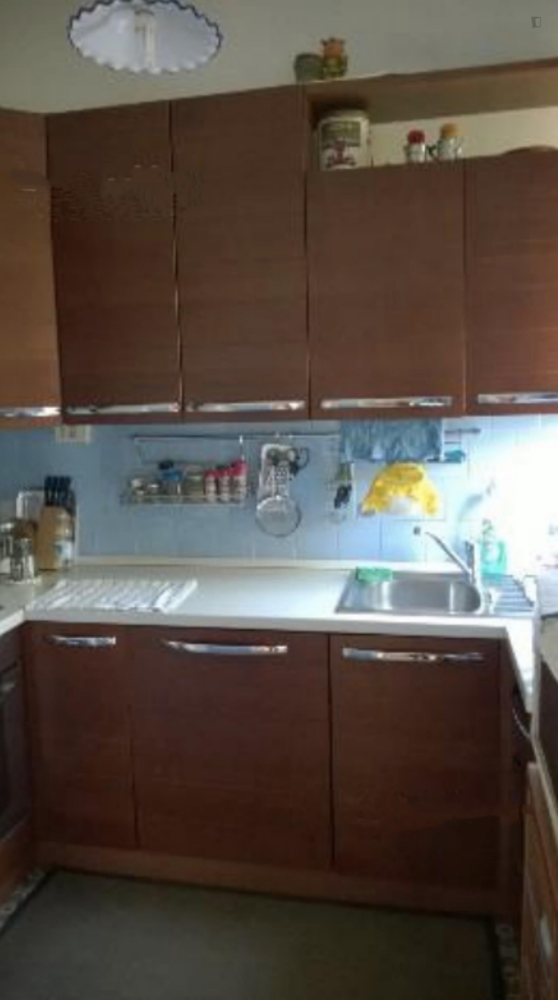 Double bedroom in Pigneto neighbourhood
