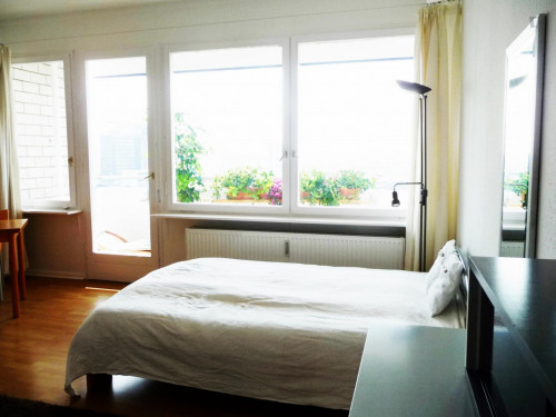 Studio, with outdoor area