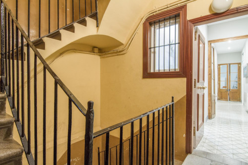 Interior double bedroom close to Universitat de Barcelona