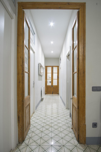 Interior double bedroom close to Universitat de Barcelona
