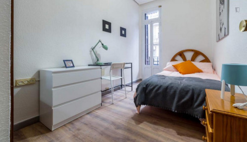 Really cool single bedroom in Eixample  - Gallery -  2