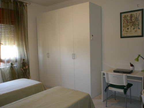 Nice Twin Bedroom With Private Bathroom - 1