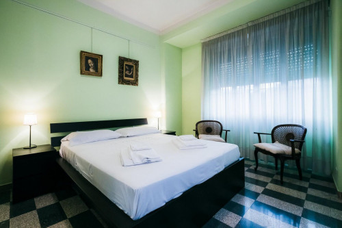 Posh 1-Bedroom Apartment Near Sapienza Università Di Roma - 2