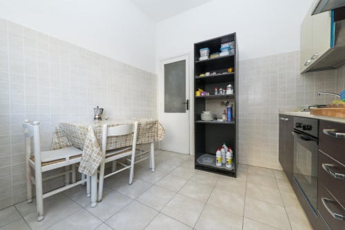 Spacious double bedroom with access to a terrace, near the Porta Furba - Quadraro metro - Gallery - 10