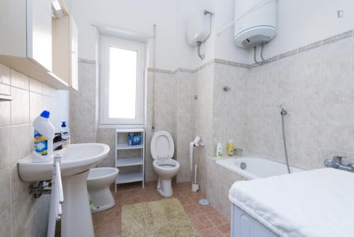 Spacious double bedroom with access to a terrace, near the Porta Furba - Quadraro metro - Gallery - 13