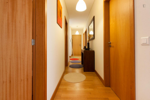 Good looking double bedroom close to Ermesinde train station