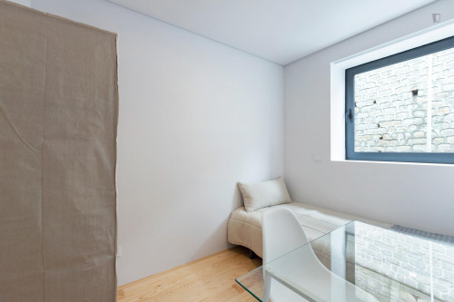Pleasant single bedroom in Paranhos  - Gallery -  1
