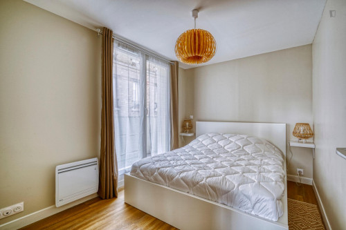 1-bedroom apartment, with outdoor area