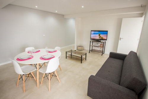 GH4U POVOA VACATION - DOUBLE BED shared bathroom - Gallery - 6