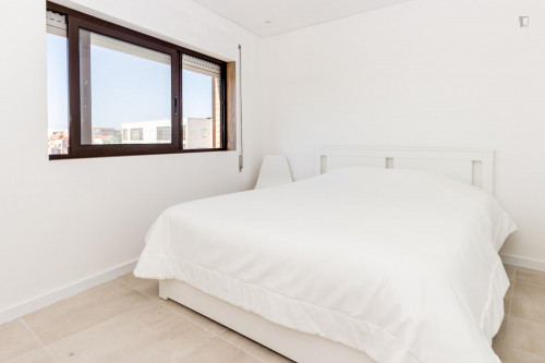 GH4U POVOA VACATION - DOUBLE BED Shared Bathroom - 1