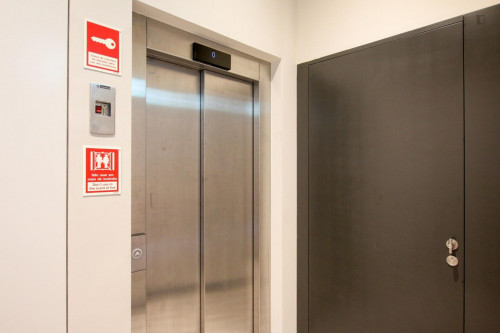 Beautiful 3-Bedroom Apartment near Cais do Sodré Station and Time Out Market