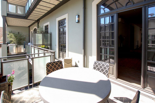 Beautiful 3-Bedroom Apartment near Cais do Sodré Station and Time Out Market