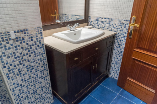 Marvellous double bedroom in Universidad de Alcalá - Gallery - 10