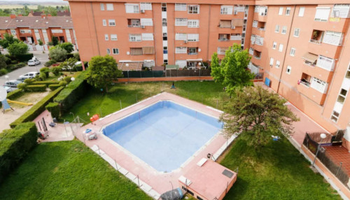 Single bedroom in a 5-bedroom apartment near Urgel metro station - Gallery - 5