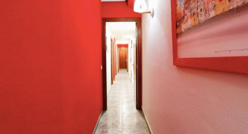Single bedroom in a 5-bedroom apartment near Urgel metro station - Gallery - 7