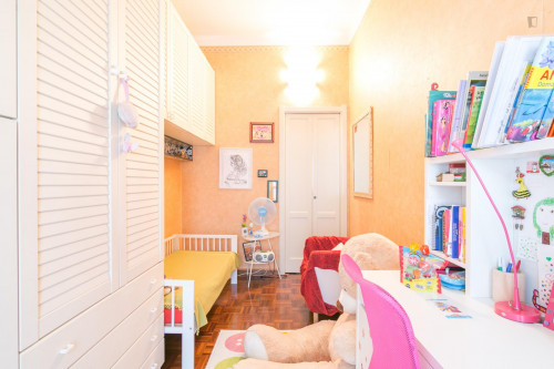 Inviting single bedroom in a 2-bedroom flat, in Lodi-Brenta - Gallery - 23