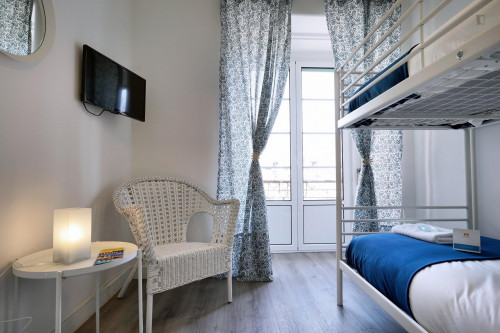  7 Fabulous Bedrooms, All With AC, TV And Desk. By Instituto Sup Técnico  -  7 fabulous bedrooms, all with AC, TV and desk. By Instituto Sup Técnico  - Gallery -  2