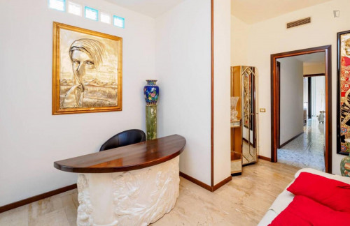 Elegant double room close to Porta Romana - Gallery - 13